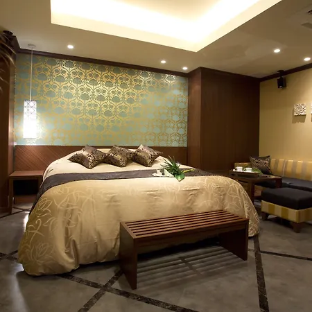 Hotel And Spa Lotus Modern (Adults Only)-2